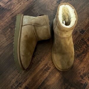 UGG Classic Mini Chestnut Boot